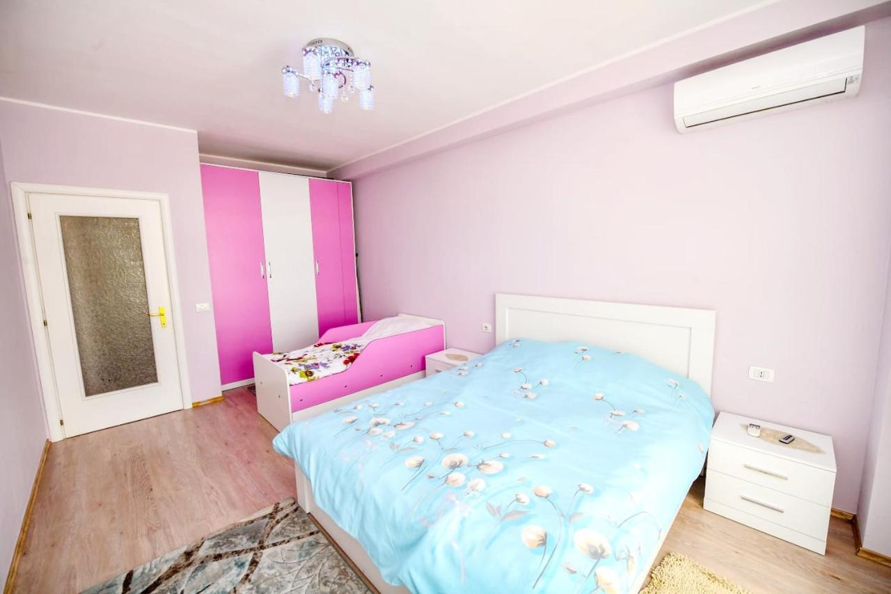 Happy Stories' Apartment In City Centre Shkoder Exterior photo